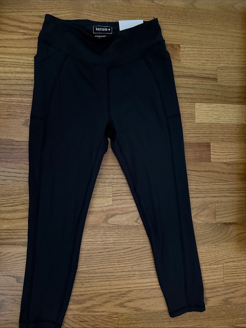 Kensie Black Capri Workout Leggings